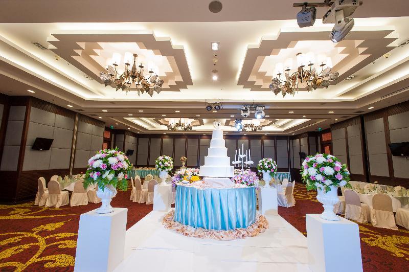 The Empress Hotel - Sha Extra Plus Chiang Mai Bagian luar foto