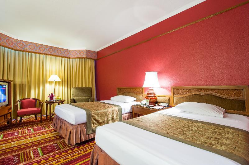The Empress Hotel - Sha Extra Plus Chiang Mai Bagian luar foto