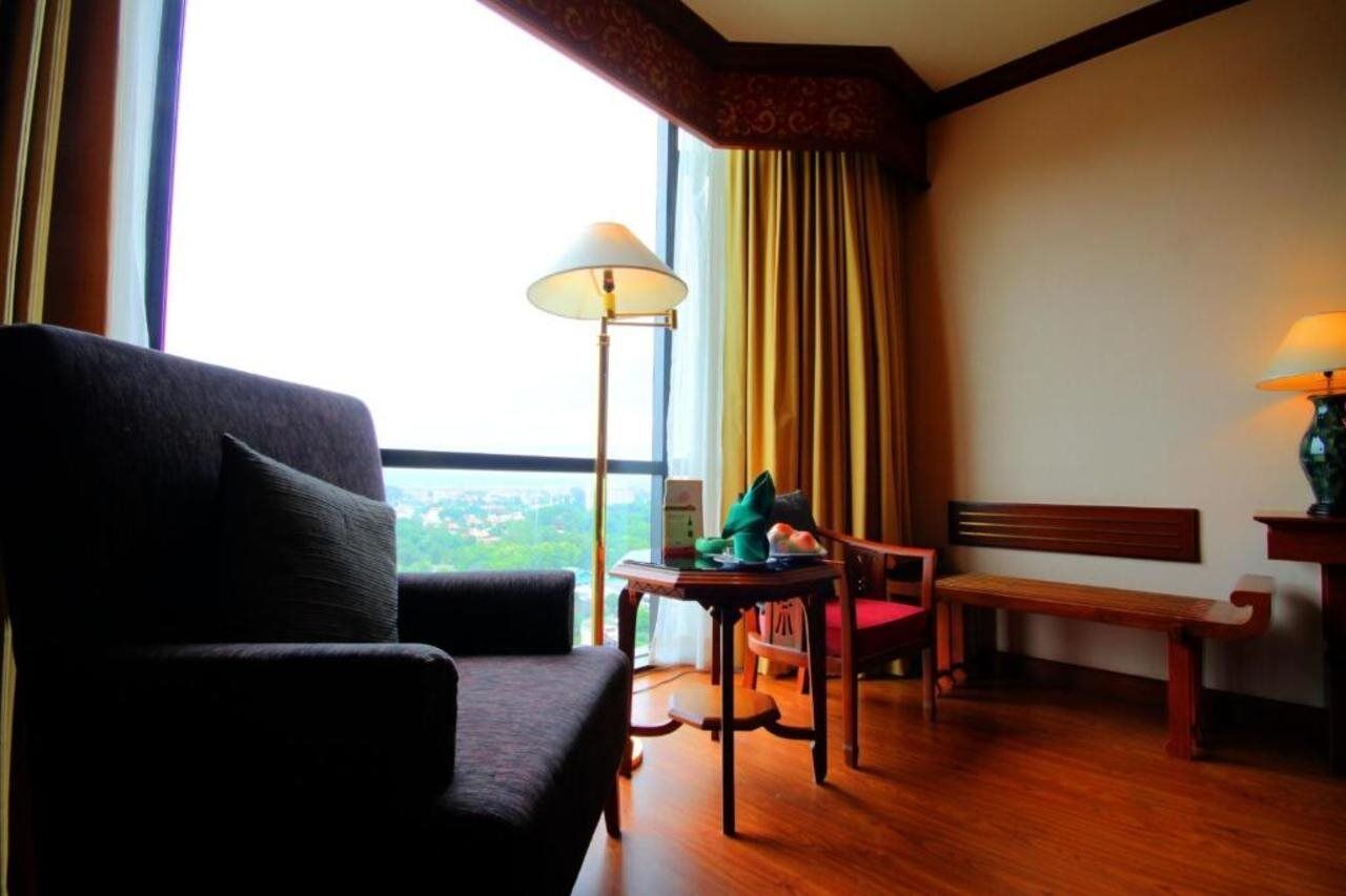 The Empress Hotel - Sha Extra Plus Chiang Mai Bagian luar foto