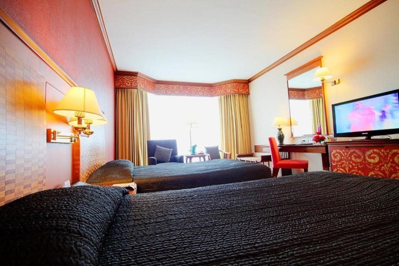 The Empress Hotel - Sha Extra Plus Chiang Mai Bagian luar foto