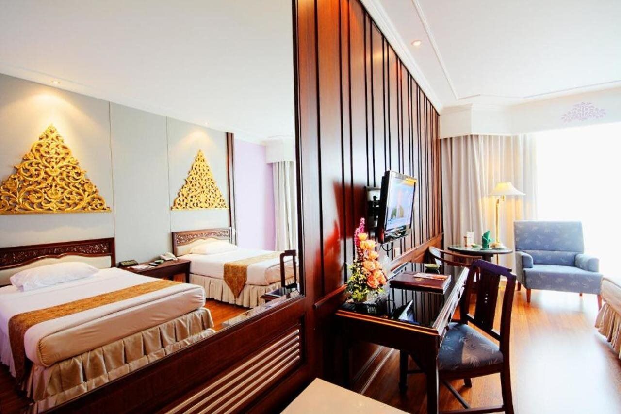 The Empress Hotel - Sha Extra Plus Chiang Mai Bagian luar foto